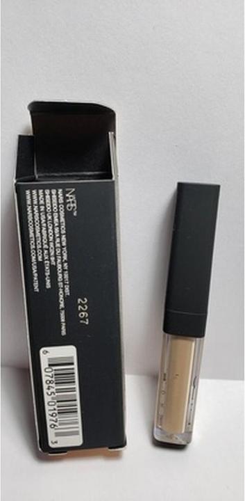 Immagine prodotto NARS Cosmetics NARS - Correttore in crema illuminante (Mini Radiant Creamy Concealer) 1,4 ml - Tonalità: Café Con (Caffè Con Leche)