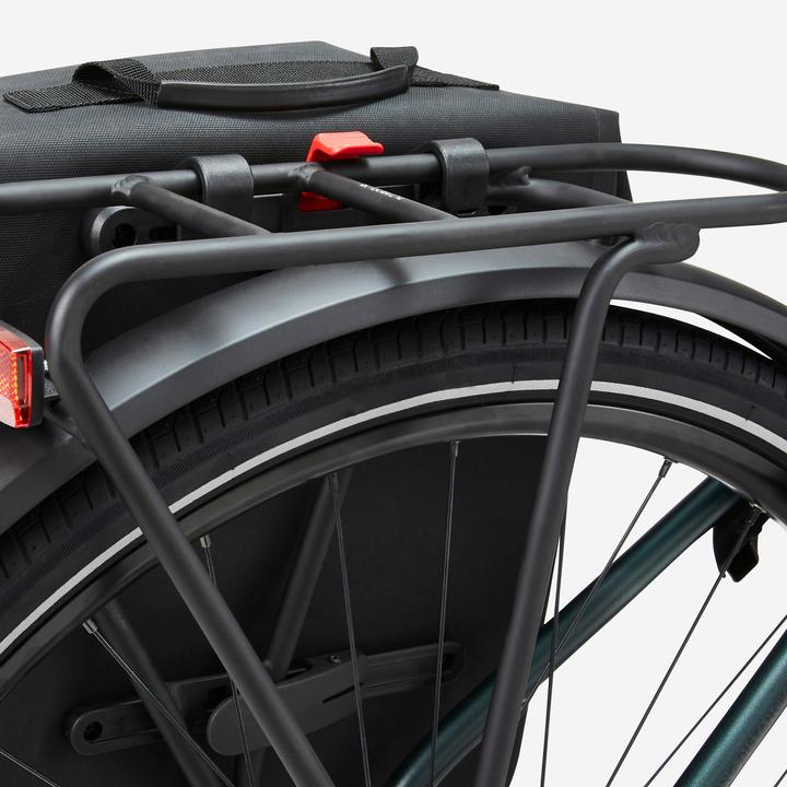 Image du produit Btwin Sacoche vélo 900 27L imperméable noir (27 l, Sacoches)