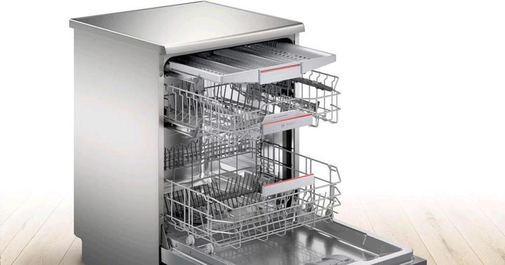 Actual product image Bosch Hausgeräte Series 4 SMS4ECI14E Dishwasher Freestanding 13 place settings C