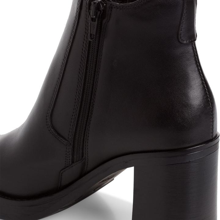 Actual product image Tamaris Chelsea boot (40)