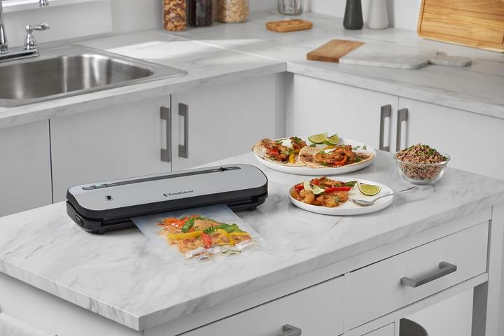 Actual product image FoodSaver VS1290X