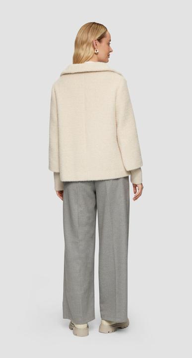 Produktbild S.Oliver Outdoor-Jacke Flauschige Jacke mit Strickbündchen am Ärmel