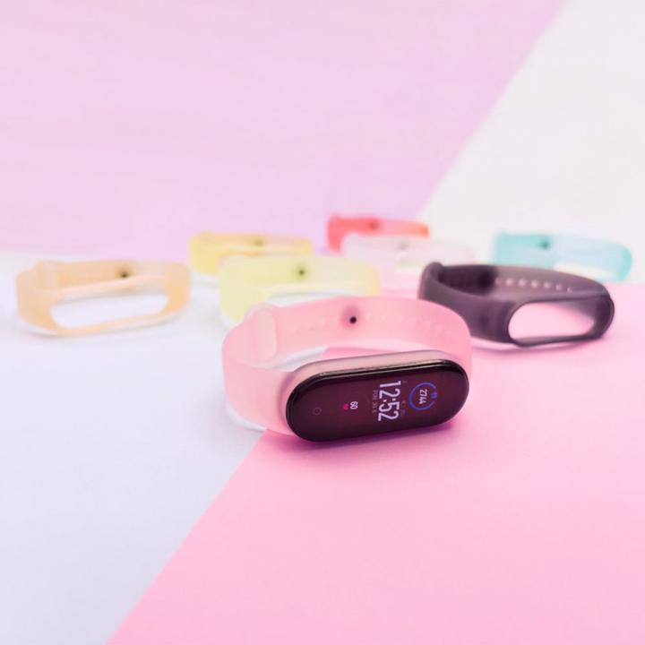Image du produit Hurtel Bracelet de remplacement pour Xiaomi Mi Band 5/6 doré (Silicone)
