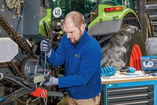 Produktbild HAZET Ring-Maulschlüssel ∙ extra lang ∙ schlanke Bauform 600LG/8 ∙ Aussen Doppel-Sechskant-Tractions… (32 mm, 19 mm, 24 mm, 14 mm, 10 mm, 27 mm, 17 mm, 13 mm)