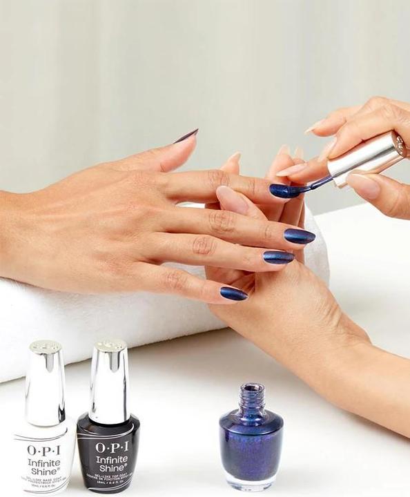 Actual product image OPI Infinite Shine Awe Night Long (ISL129 - Awe Night Long, Colour paint)