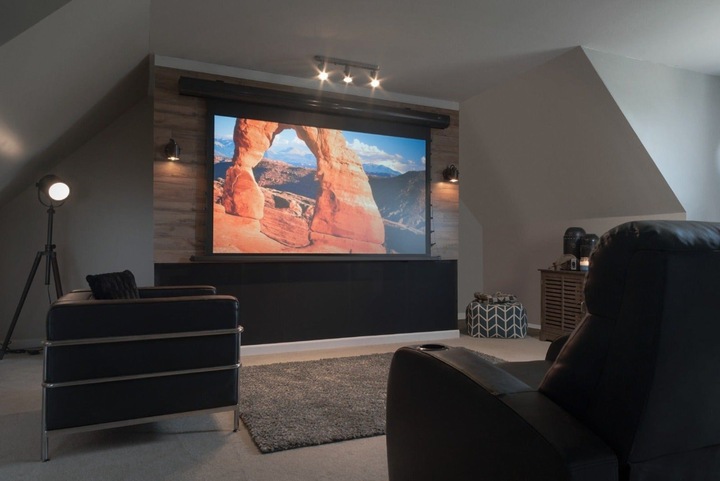 Produktbild Elite Screens Saker Tab Tension SKT100UHW-E24 (100", 16:9)