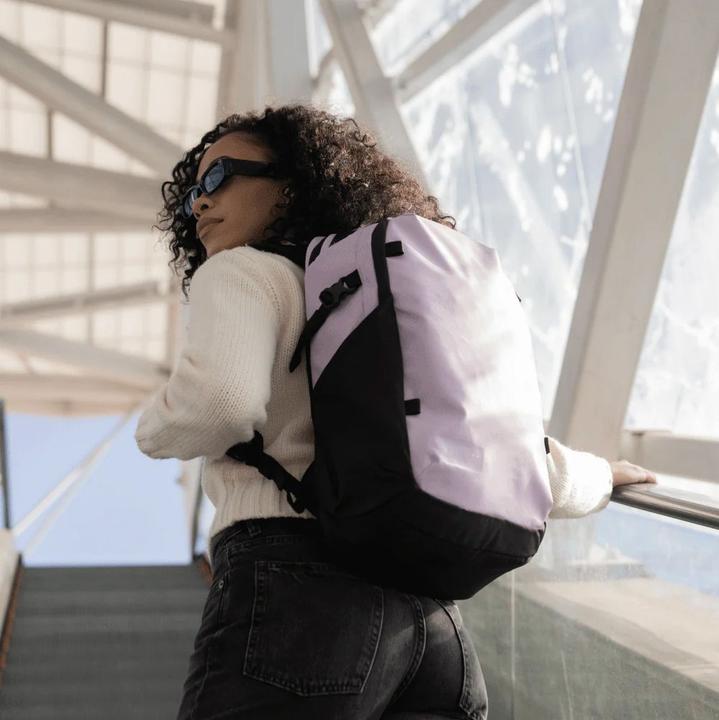 Actual product image Wandrd NIMBUS 18 Uyuni Purple (Photo backpack, 18 l)