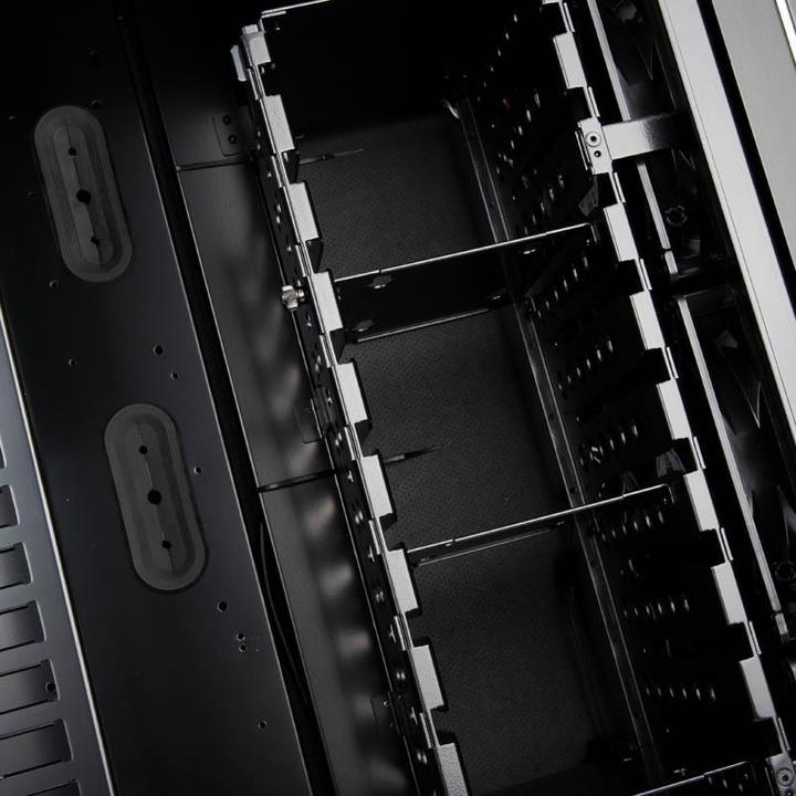 Actual product image Lian-Li PC-A76X Kingmod (ATX, E-ATX, mATX)