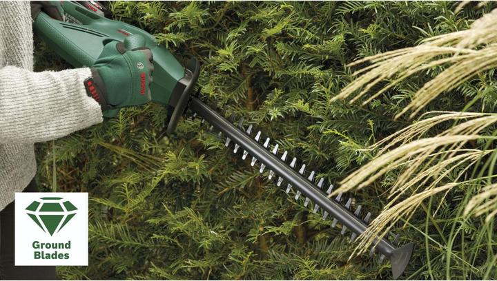 Produktbild Bosch Home & Garden EasyHedgeCut 18-45 (Akkubetrieb)