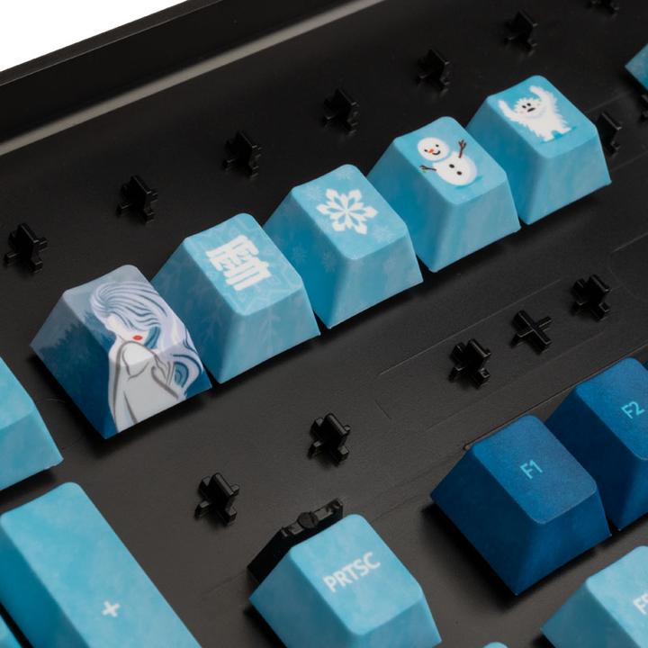 Actual product image Traitors YUKI ONNA Keycap Set (US)