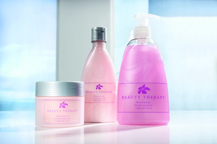 Actual product image Avery Transparent labels