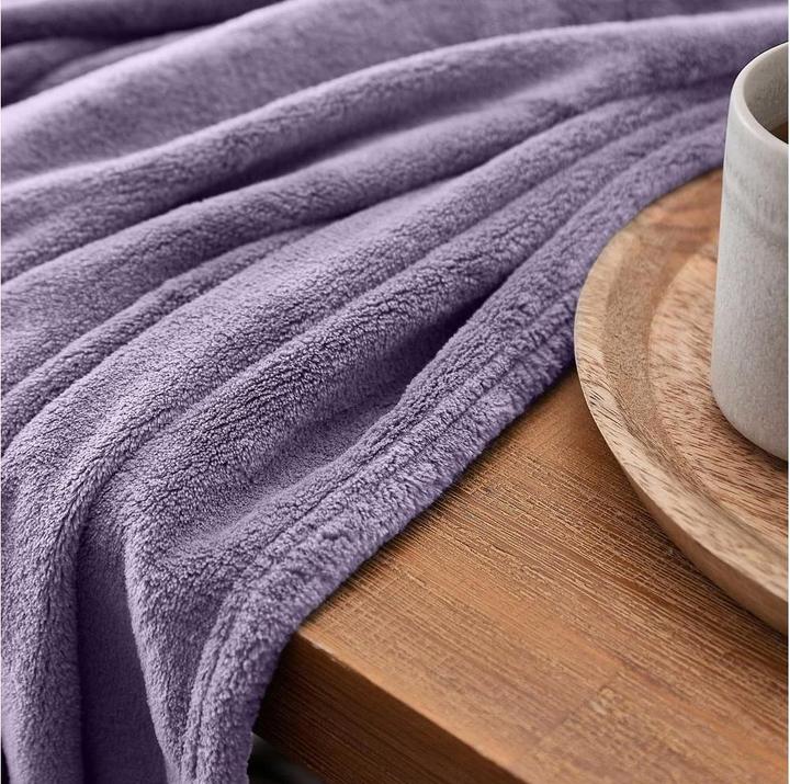 Produktbild Lumaland Kuscheldecke Lila 240 x 220 cm, Material: Fleece (220 x 240 cm)