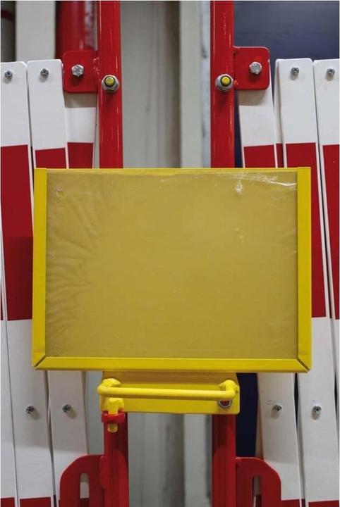 Actual product image kaiserkraft claws grids