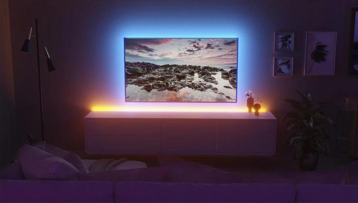 Produktbild Hama LED-Streifen, RGBCCT, WLAN, Matter, dimmbar, selbstklebend, kürzbar, 5 m (500 cm, Indoor)