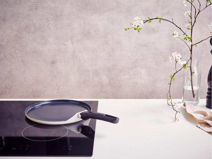Produktbild Brabantia Indu+ Pfannkuchenpfanne (24 cm, Pfannenset + Topfset, Aluminium)