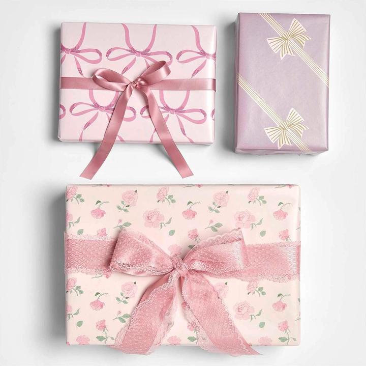 Actual product image Rico Design Geschenkpapier Schleifen, Rosa, FSC MIX (1x)