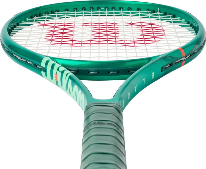 Actual product image Wilson Blade 100 Pro V10 (2, 295 g, Not covered)