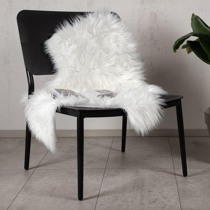Actual product image Venture Home Cassandra