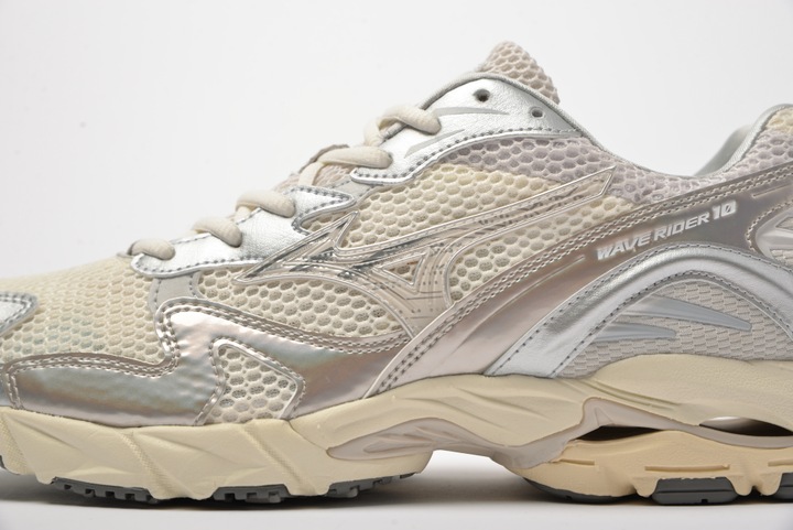 Actual product image Mizuno WAVE RIDER 10 (44)