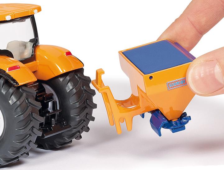 Actual product image Siku Tractor with clearing blade and spreader