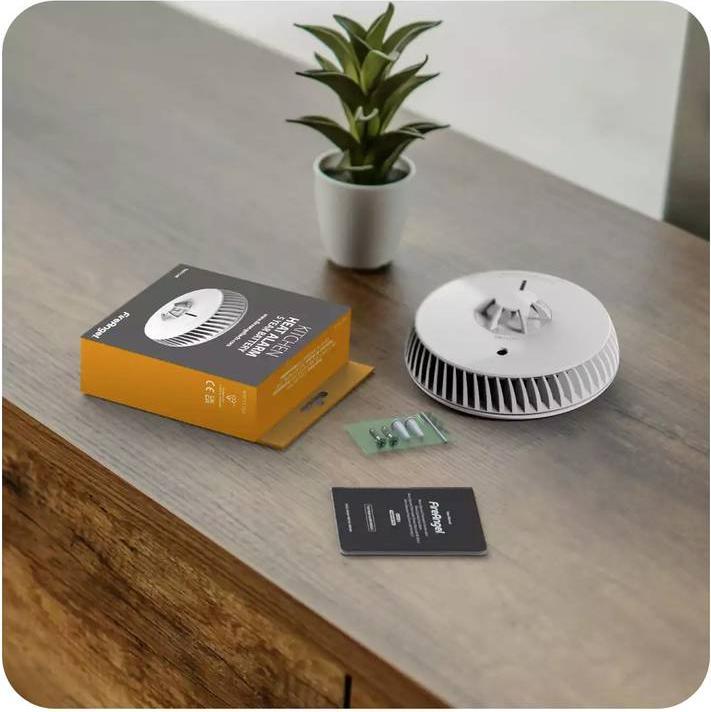 Actual product image FireAngel FA6215