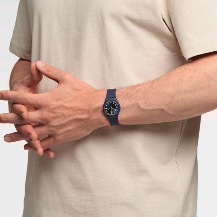 Actual product image Swatch Sir Blue (Analogue wristwatch, Swiss made, 34 mm)