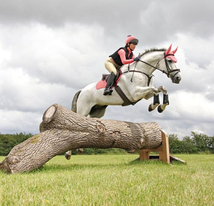 Image du produit Hy Equestrian Housse de casque à pompon