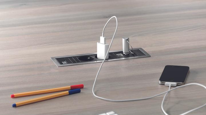 Actual product image Bachmann Power Frame (2x, CEE 7/3)