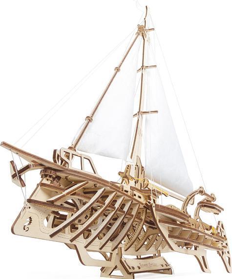 Actual product image Ugears Trimaran Merihobus