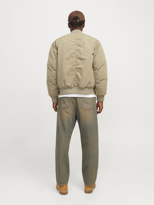 Produktbild Jack & Jones Jcokinetic Soft Utility Bomber Ln (L)