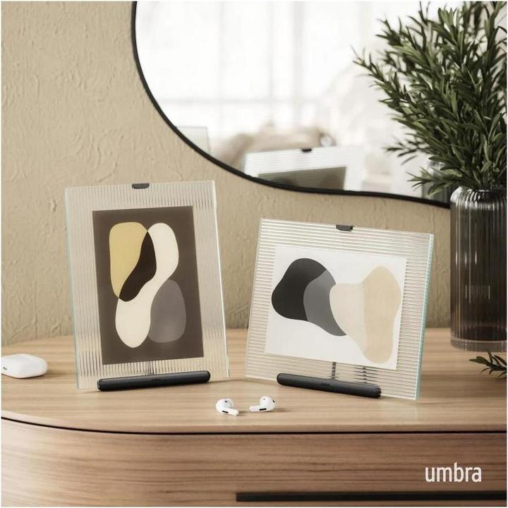 Actual product image Umbra Flute Bilderrahmen aus Glas (20 x 25 cm, 10 x 15 cm, 13 x 18 cm)
