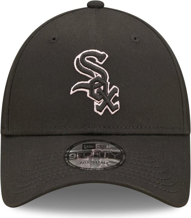 Actual product image New Era 9Forty Strapback Outline Chicago White Sox