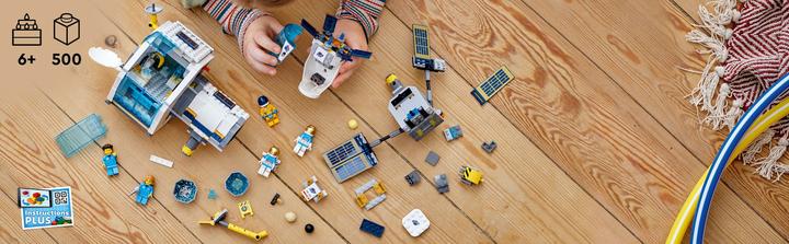 Actual product image LEGO Lunar Space Station (60349, LEGO City)