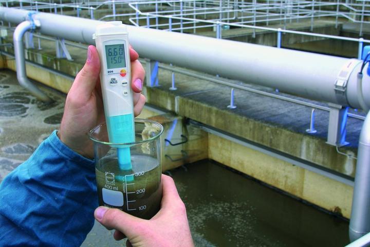 Actual product image Testo pH measuring instrument