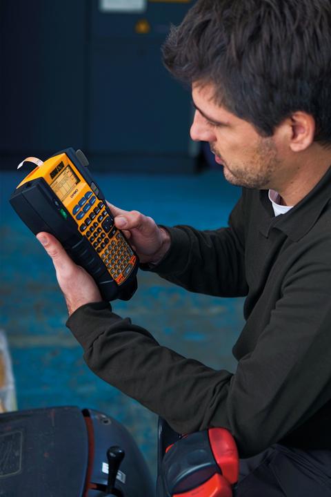 Actual product image Dymo Rhino 5200 Kit Labelling machine (180 dpi)