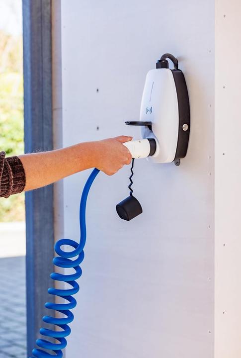 Image du produit As - Schwabe Voiture électrique Câble de charge spiralé Mode 3 Type 2 (Type 2, 3.60 kW, 16 A, 5 m)