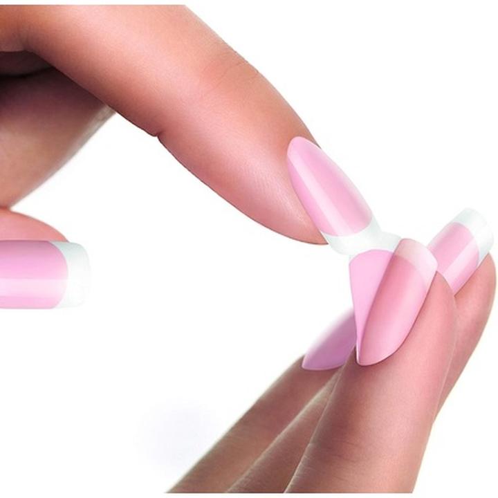 Produktbild Alessandro Striplac Peel or Soak Tip Whitener 8 ml (484 Tip Whitener, Abziehbarer Nagellack)