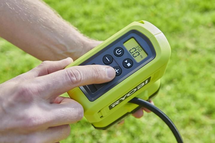 Actual product image Ryobi højtrykspumpe mini One+ 18V RPI18-0 u/batteri & charger (11 bar)