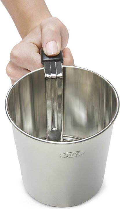 Produktbild OXO Mehlsieber (11.40 cm)