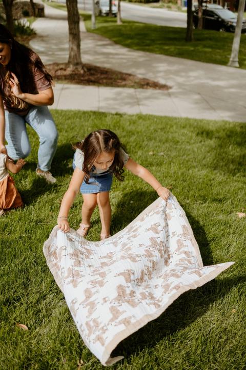 Actual product image little unicorn Cotton Muslin Baby Blanket - Llama Llama (120 x 120 cm)