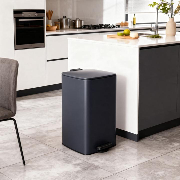 Actual product image Relaxdays pedal bin (14 l)