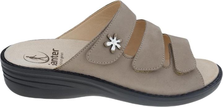 Taupe