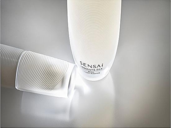 Produktbild Sensai Kanebo Silk Absolue Silk Micro Ess in Lotion (125 ml)
