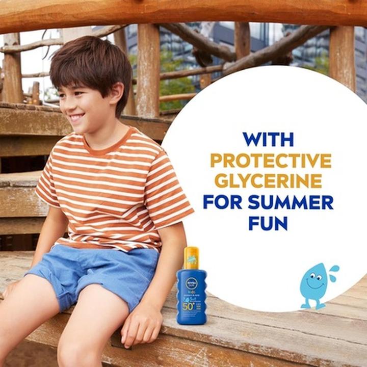 Produktbild NIVEA Sun Kids Protect & Care SPF 50+ Coloured Spray 200ml Sunscreen Moisturizing Spray (Sonnenspray, SPF 50+, 200 ml)