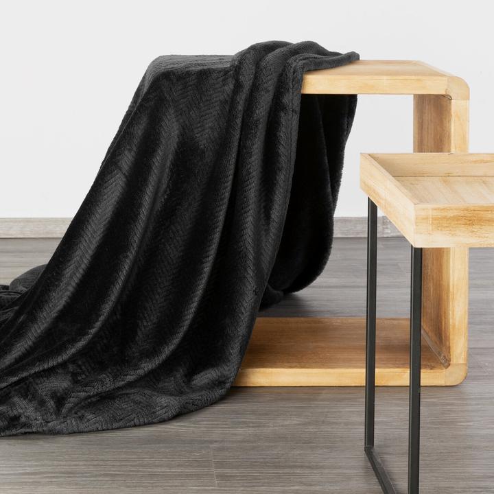 Actual product image Eurofirany DESIGN 91 CINDY5 Soft and gentle blanket with embossed Christmas tree pattern, 150 x 200 cm (150 x 200 cm)