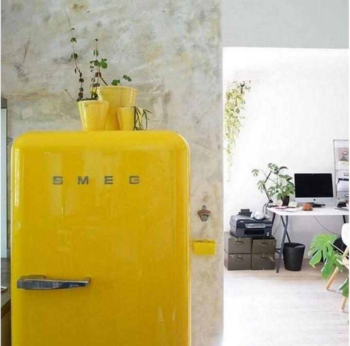 Actual product image Smeg Retro style FAB28LYW5 (270 l)