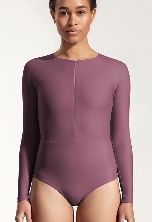 Actual product image Oy Orfe" surf suit (XL)