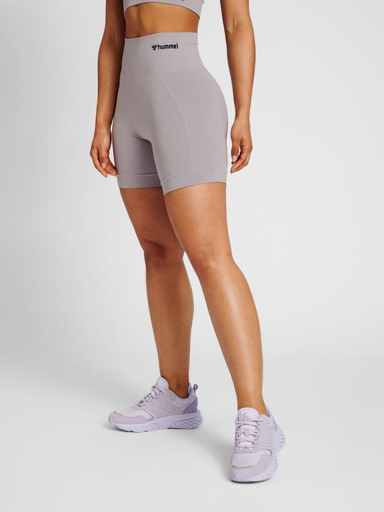 Actual product image hummel Tif Seamless Shorts (L)