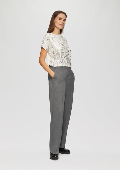 Actual product image S.Oliver Hose Stoffhose mit Wide Leg und Bügelfalten (44)