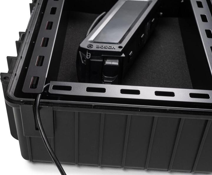 Actual product image B+W B&W battery.case 908.8 (6000 case) (Photo case)